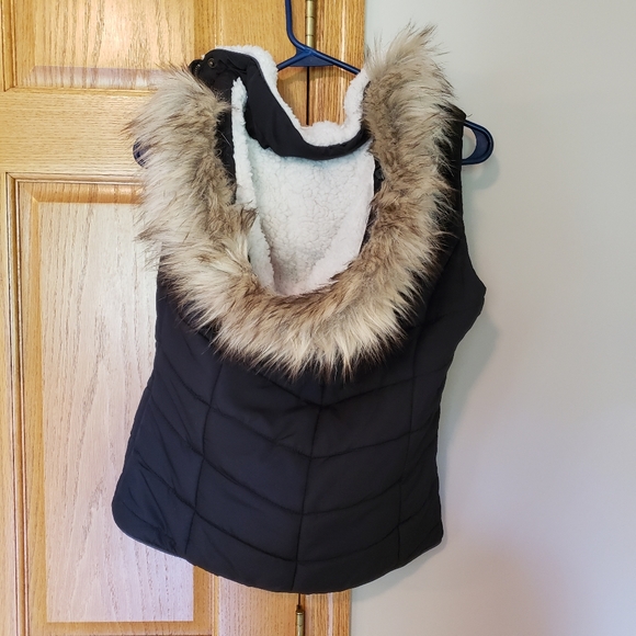 Aeropostale Hoodie Vest - Picture 7 of 8